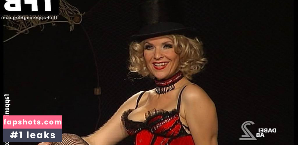 Andrea Kathrin Loewig gallery photo #4