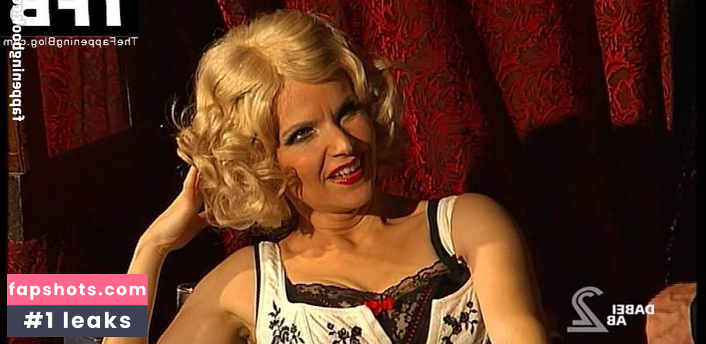 Andrea Kathrin Loewig gallery photo #7