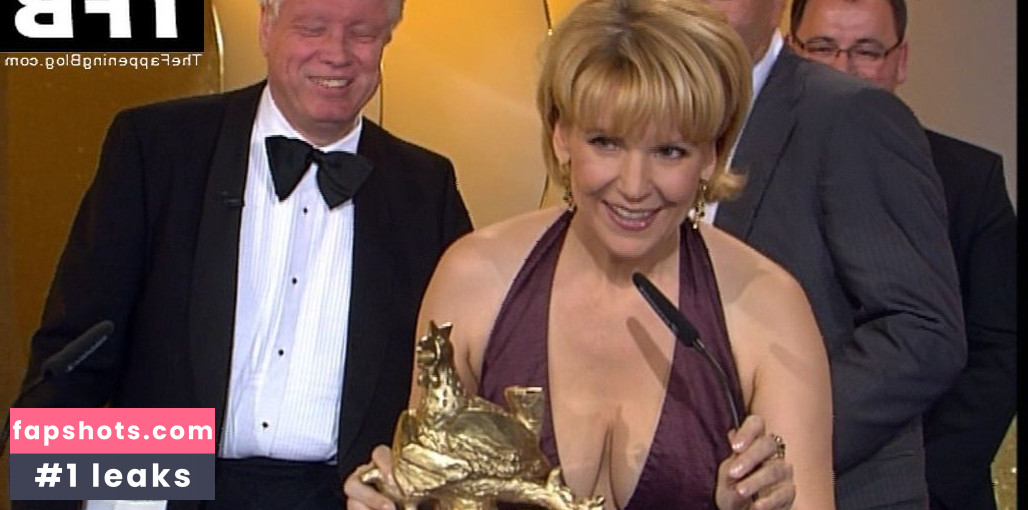 Andrea Kathrin Loewig gallery photo #9