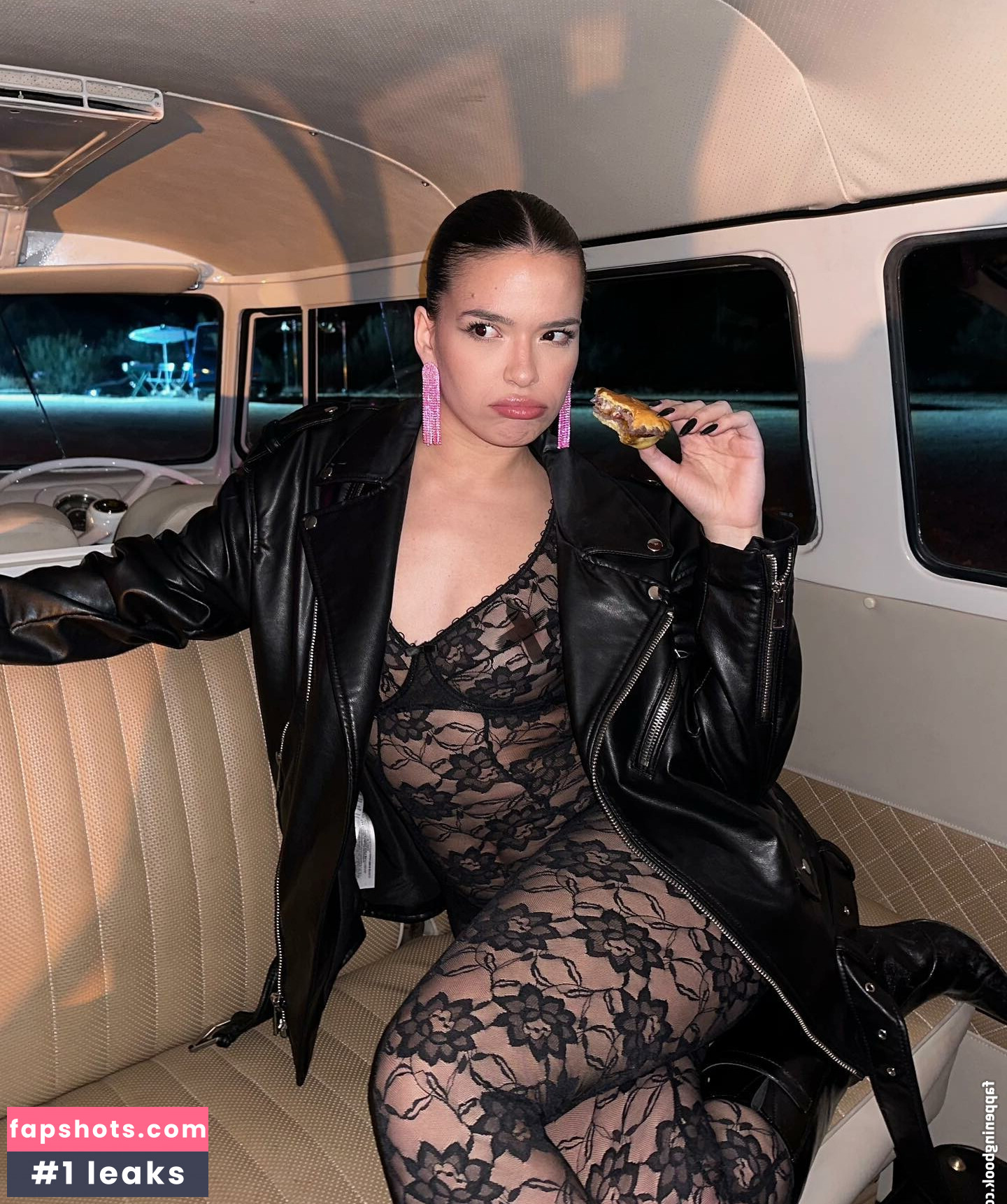 Andrea Mengual gallery photo #20