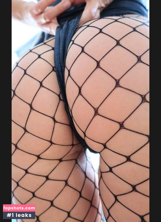 Andrea Patonai gallery photo #169