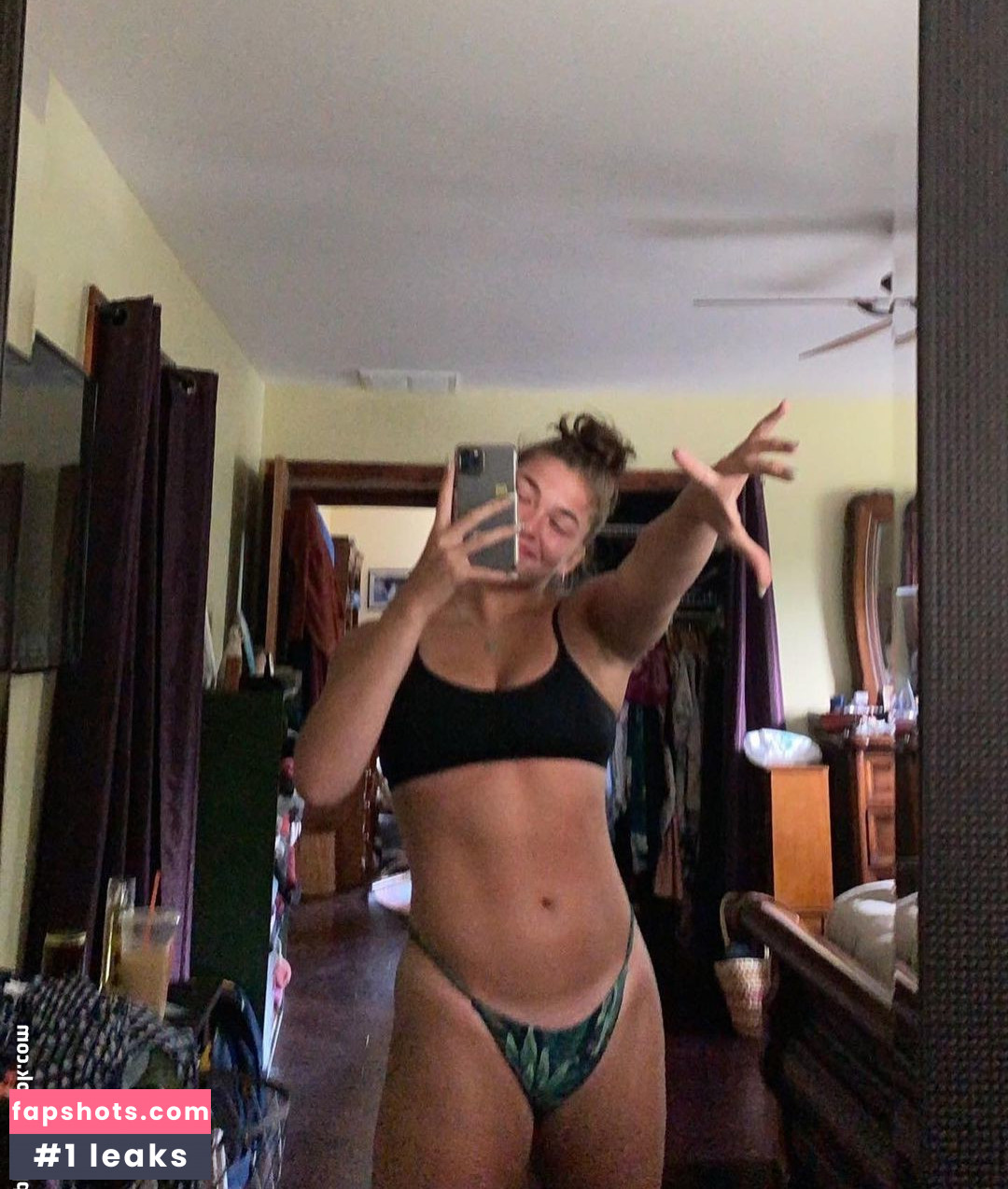 andrea.posnerrr gallery photo #17