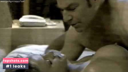 Andrea Thompson gallery photo #2