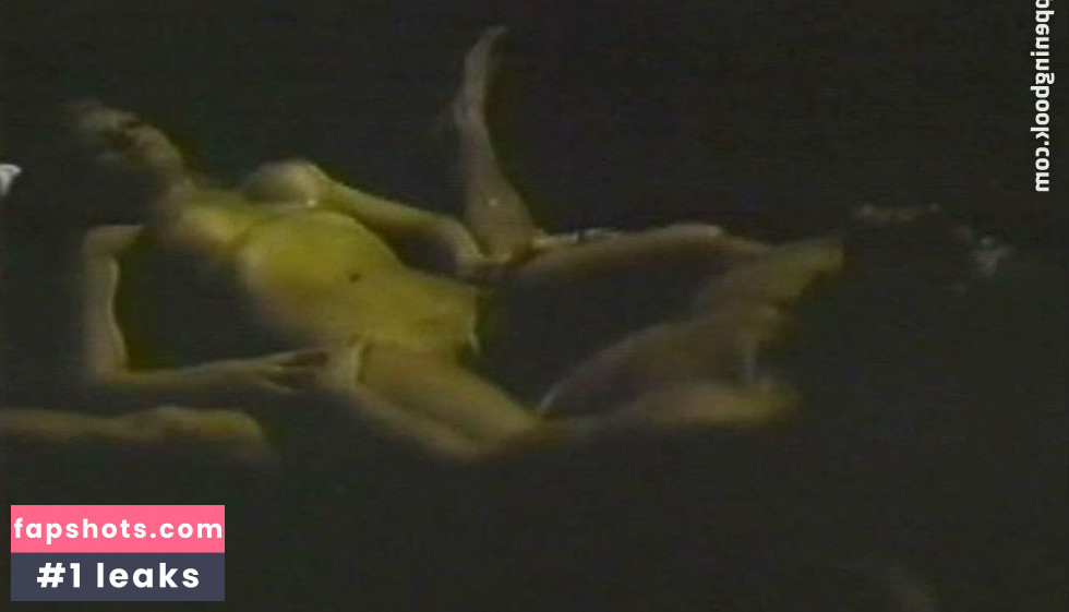 Andrea Thompson gallery photo #17