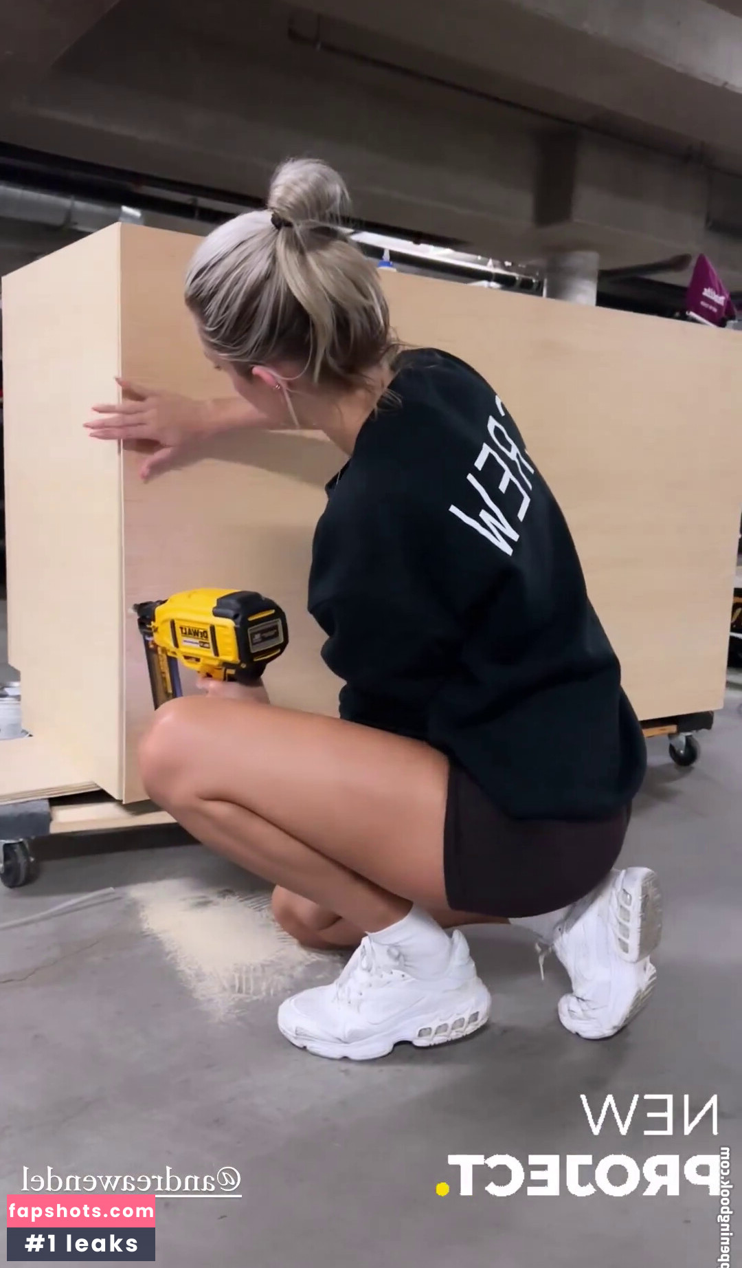 Andrea Wendel gallery photo #17