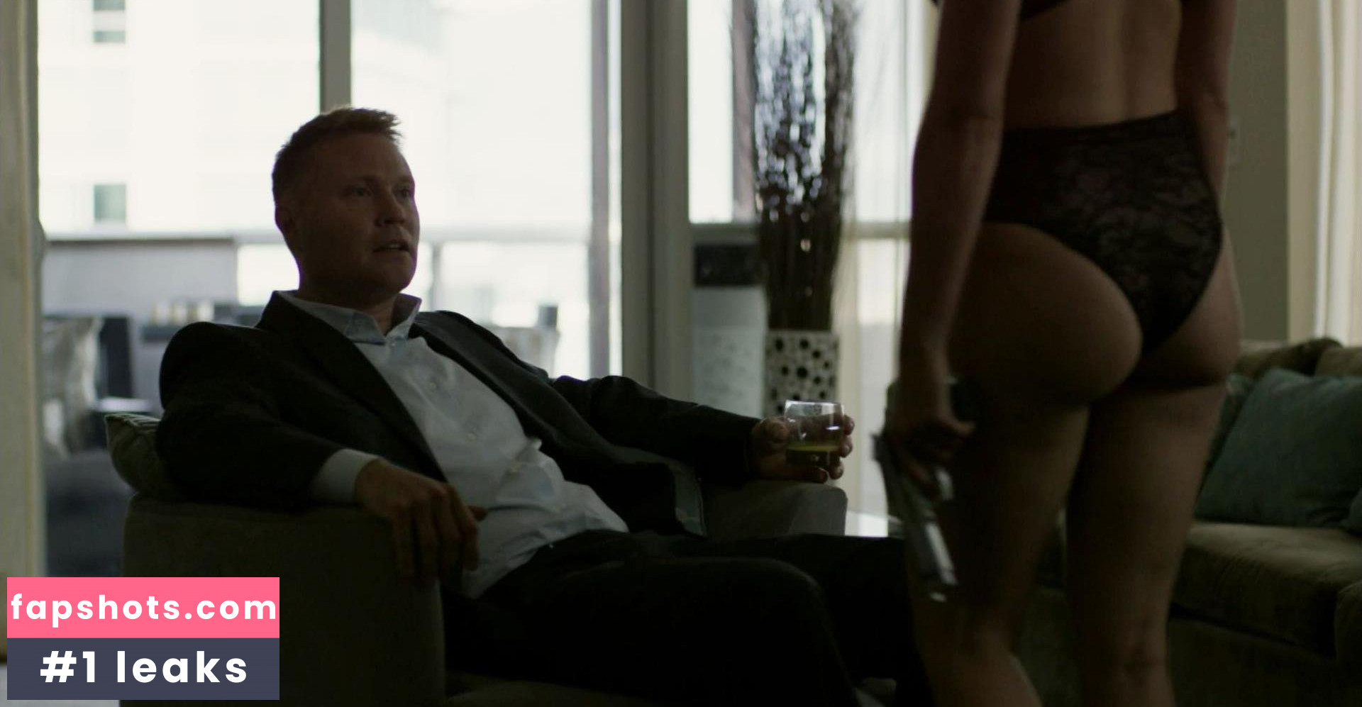 Andrea Whitburn gallery photo #2