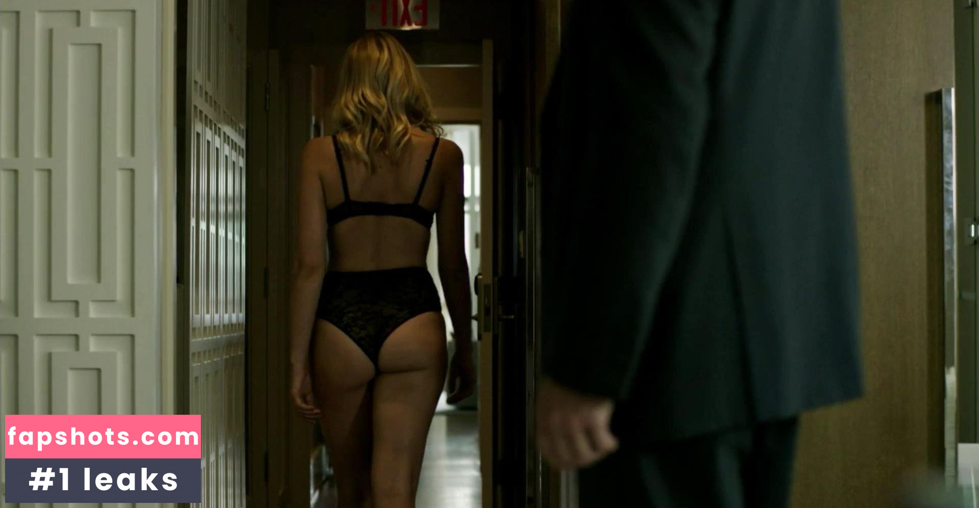 Andrea Whitburn gallery photo #5