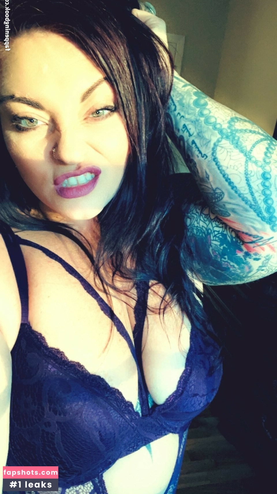 Andrea Zendejas gallery photo #17