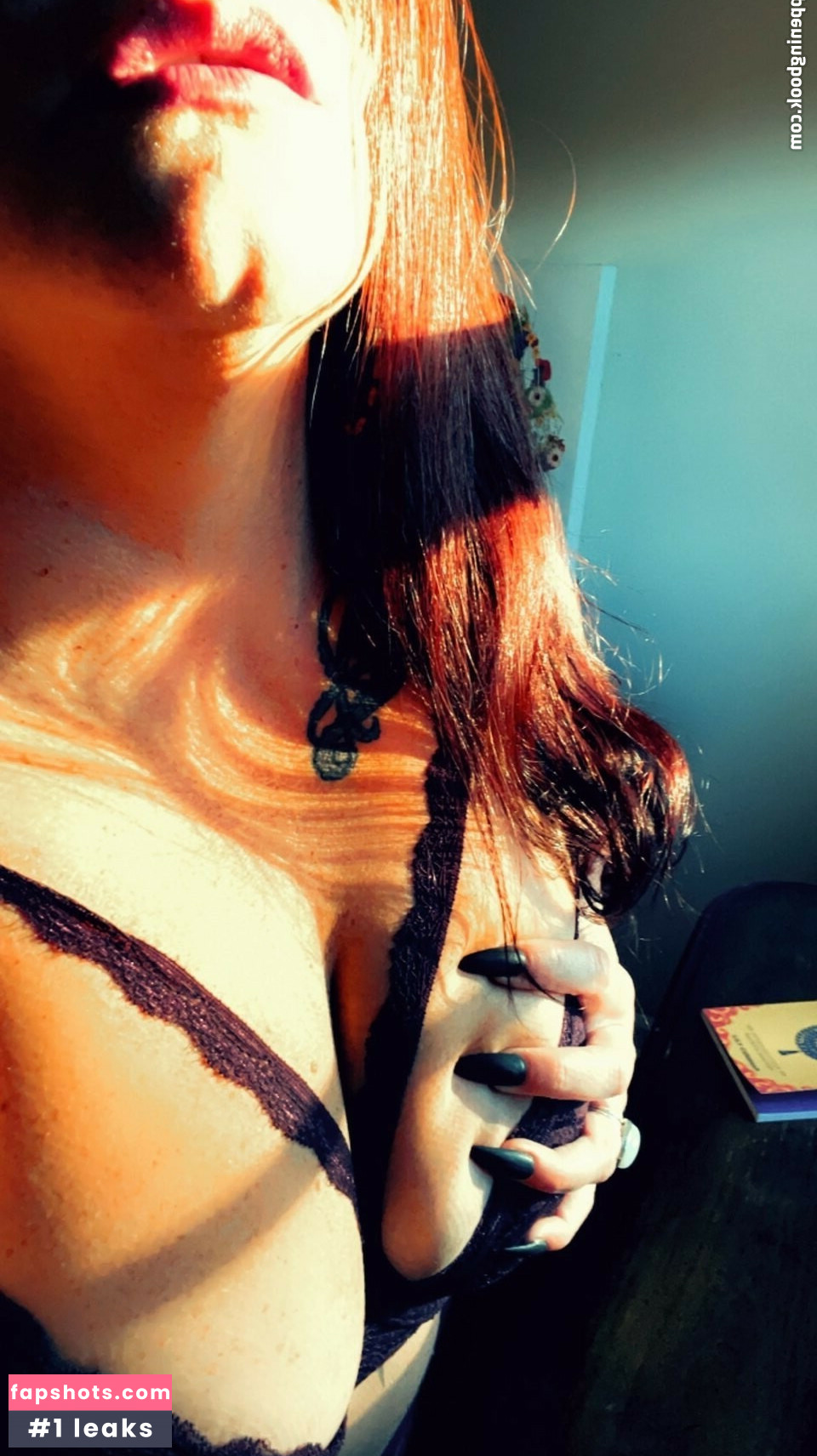 Andrea Zendejas gallery photo #9