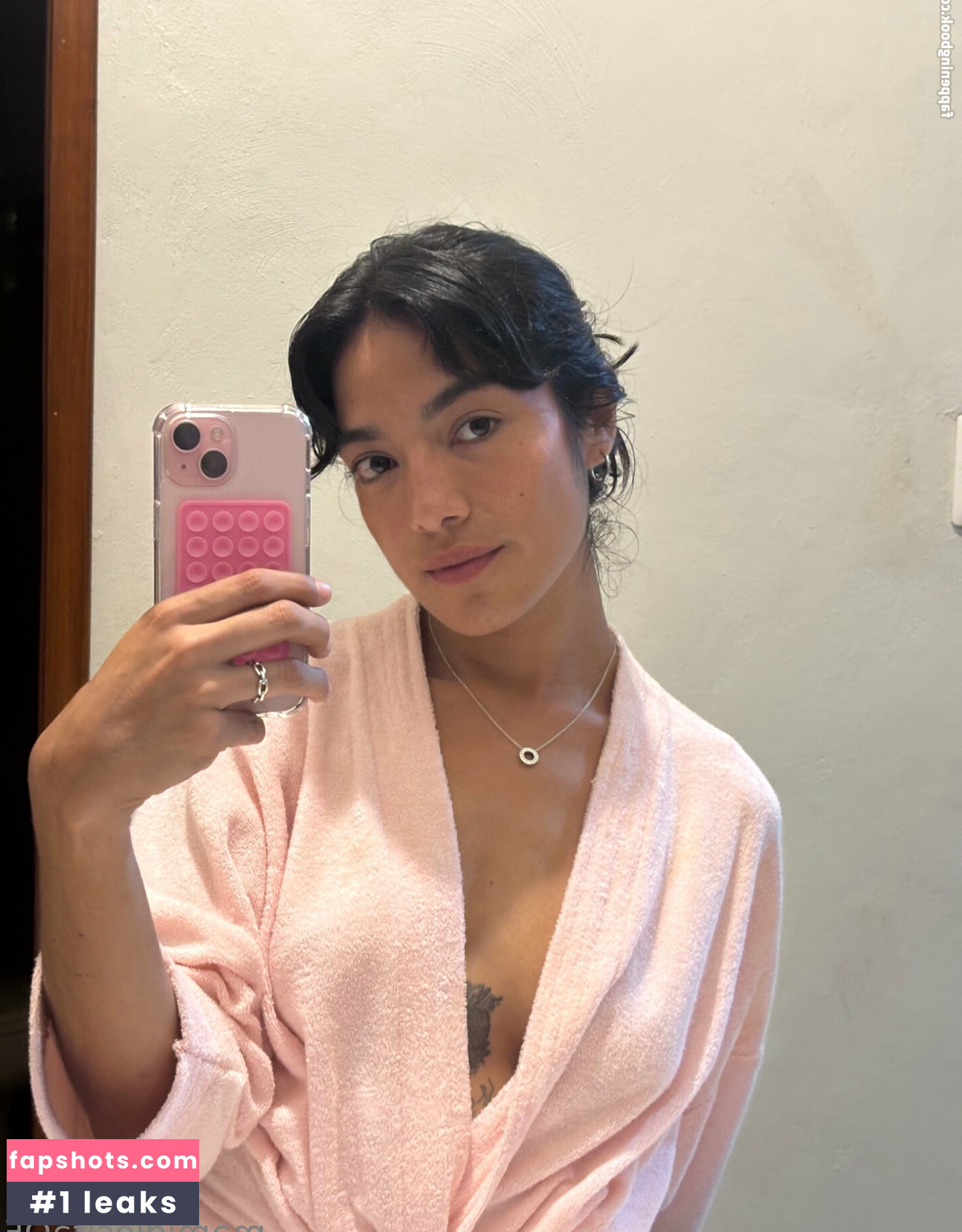 andrearuffian Nahé úniky fotek pouze od fanoušků #12 - Fapshots