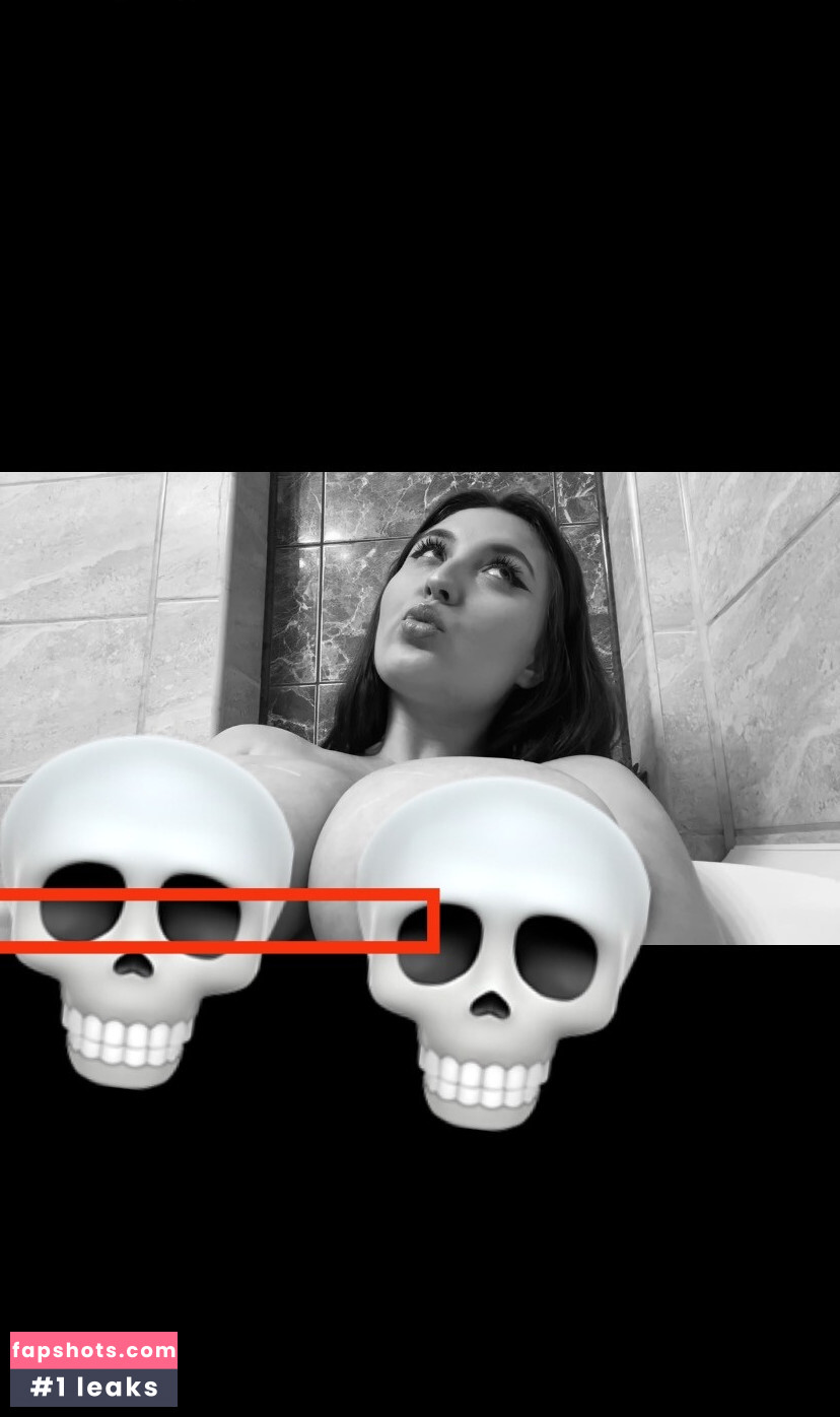 Andreea Buga gallery photo #12