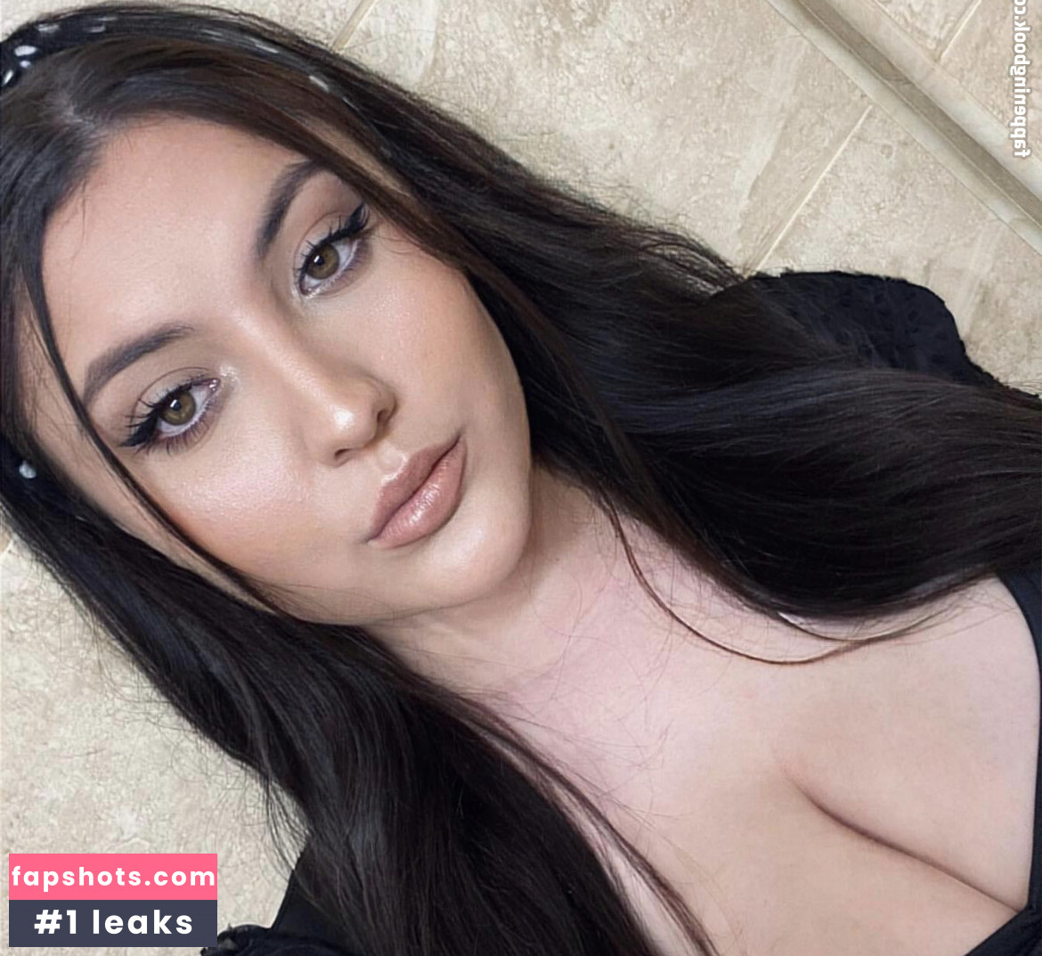 Andreea Buga gallery photo #43