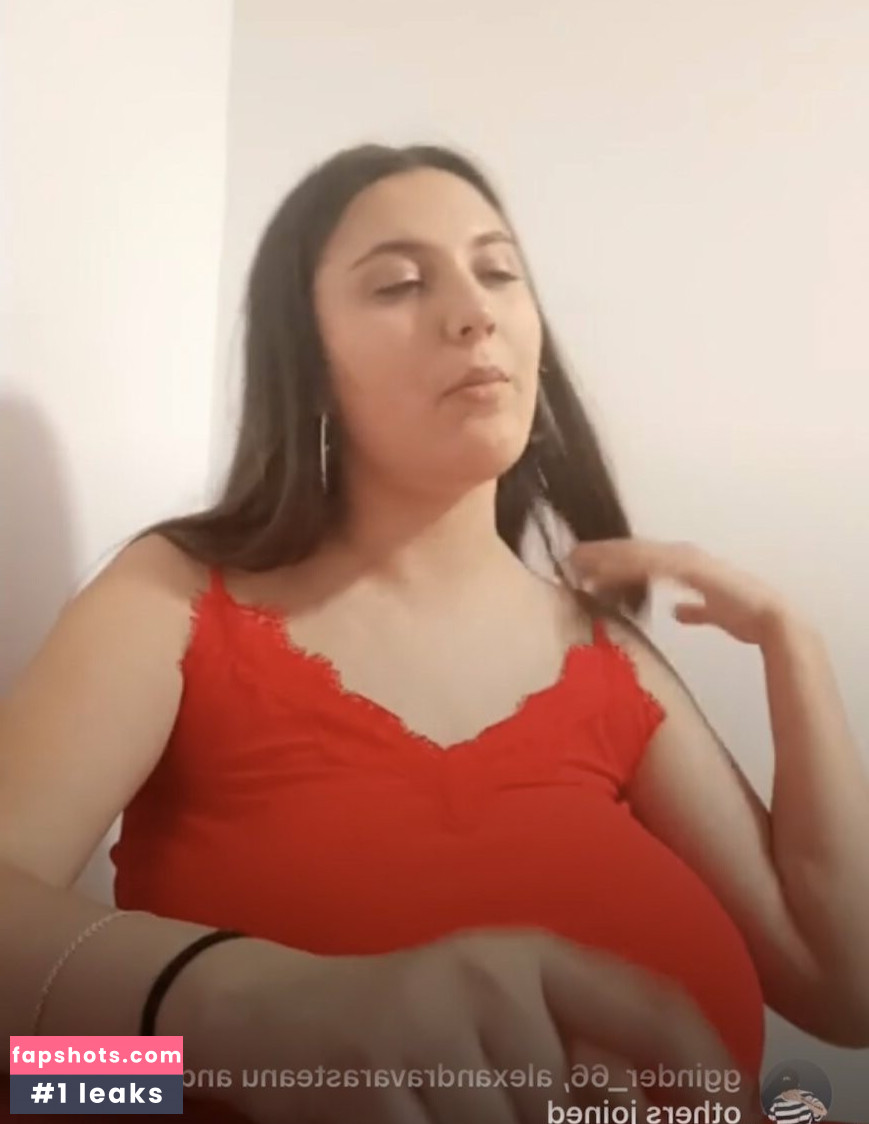 Andreea Buga gallery photo #44