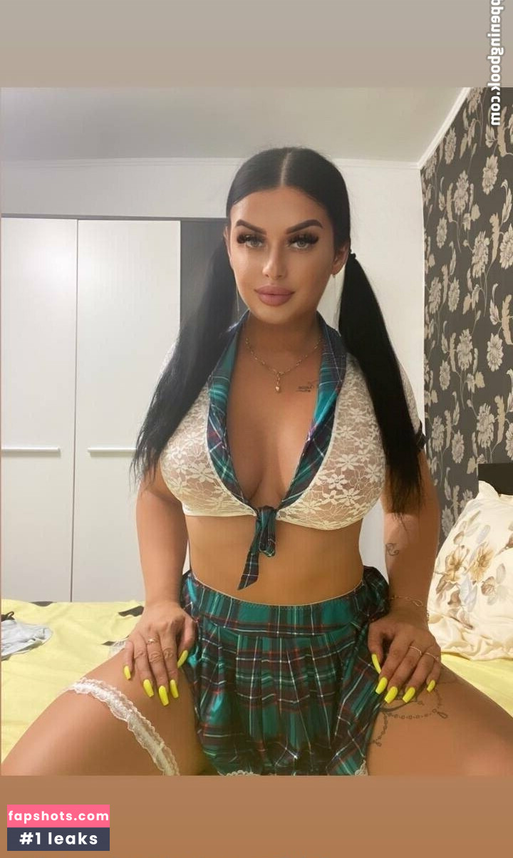 andreeadeaconufree gallery photo #8