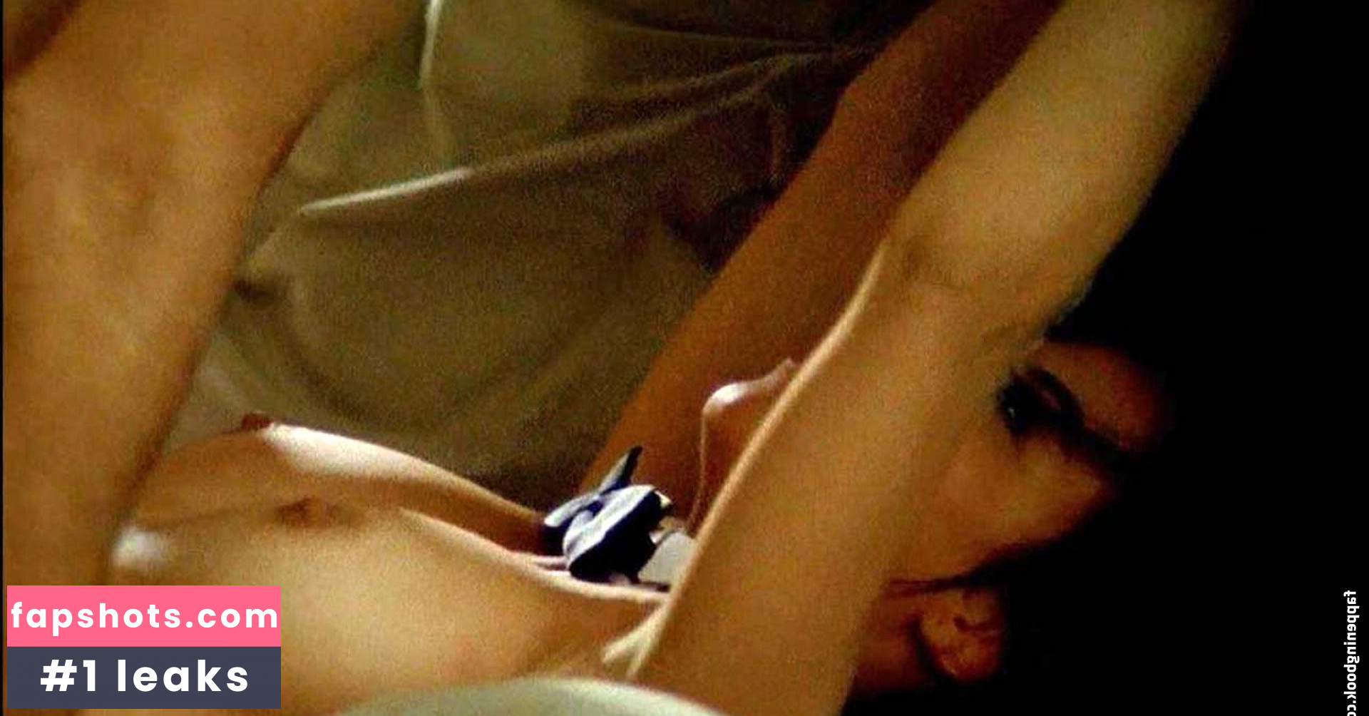 Andréia Horta gallery photo #22