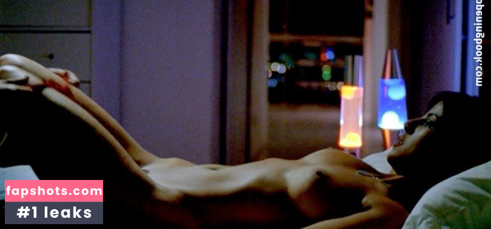 Andréia Horta gallery photo #33