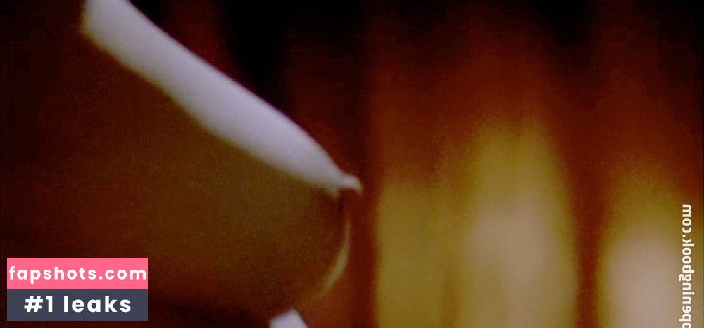 Andréia Horta gallery photo #48