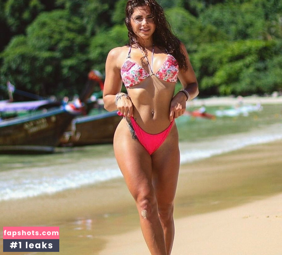 Andrina Santoro gallery photo #37