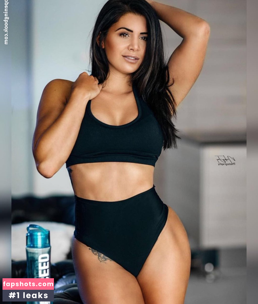 Andrina Santoro gallery photo #47