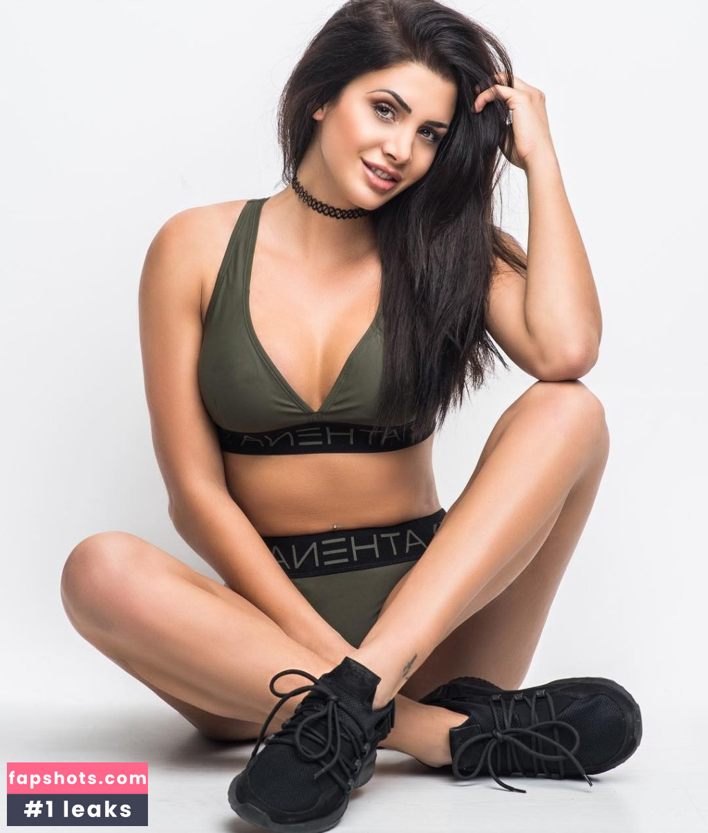 Andrina Santoro gallery photo #54