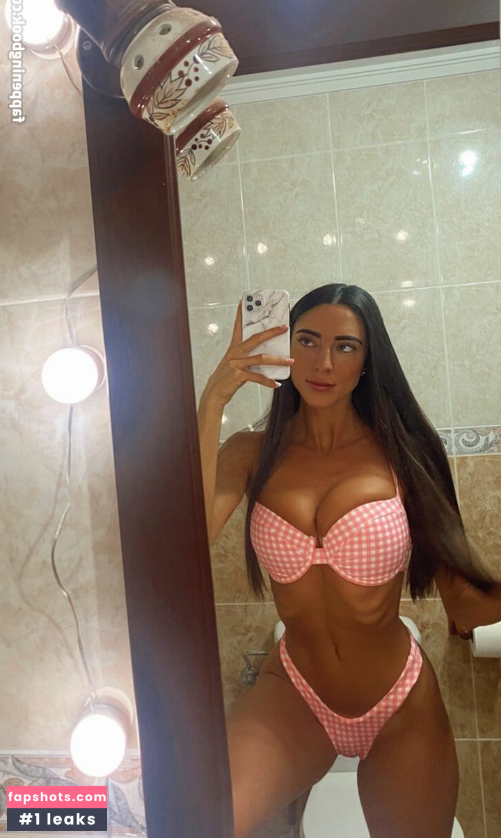 Ane Amundarain gallery photo #16