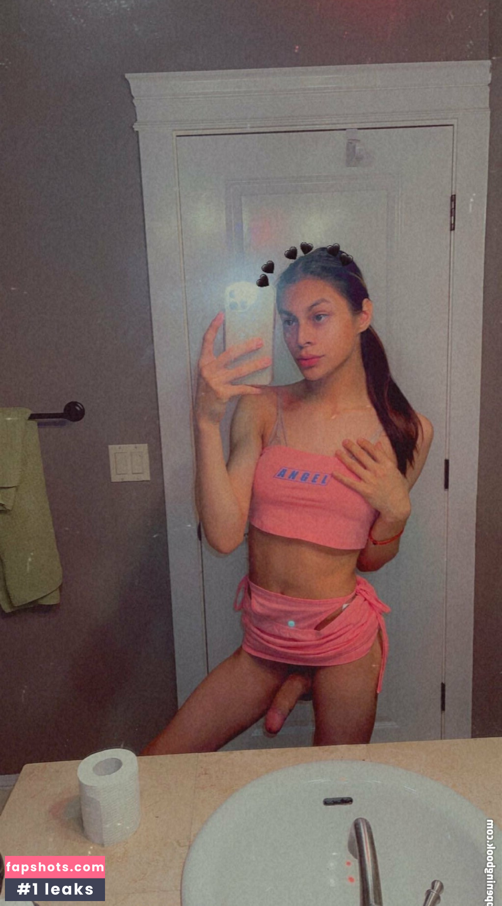 Angel Adora gallery photo #2