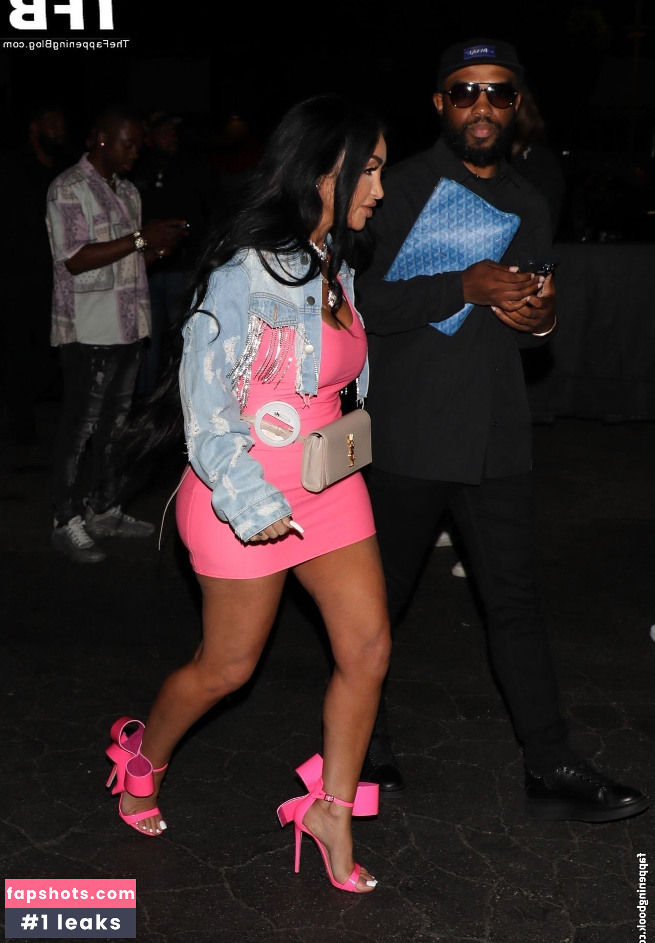 Angel Brinks gallery photo #2