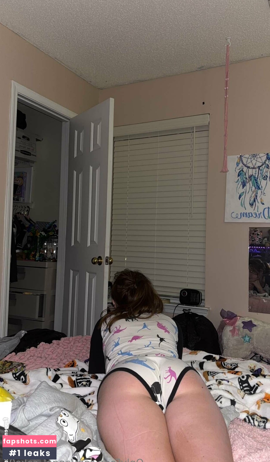 angel_cake06 nude babe gallery