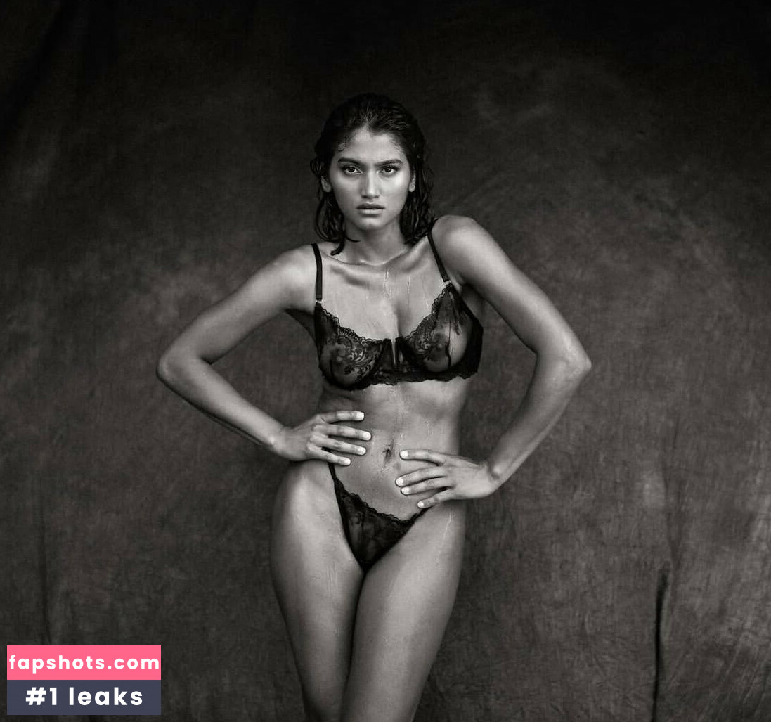 Angel Constance Nahé úniky fotek pouze od fanoušků #4 - Fapshots