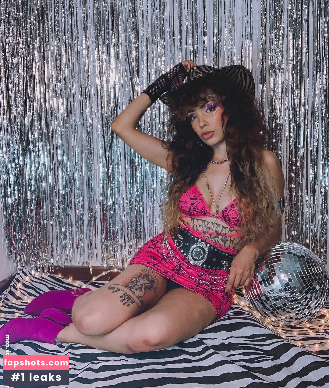 Angel Ferrari gallery photo #25