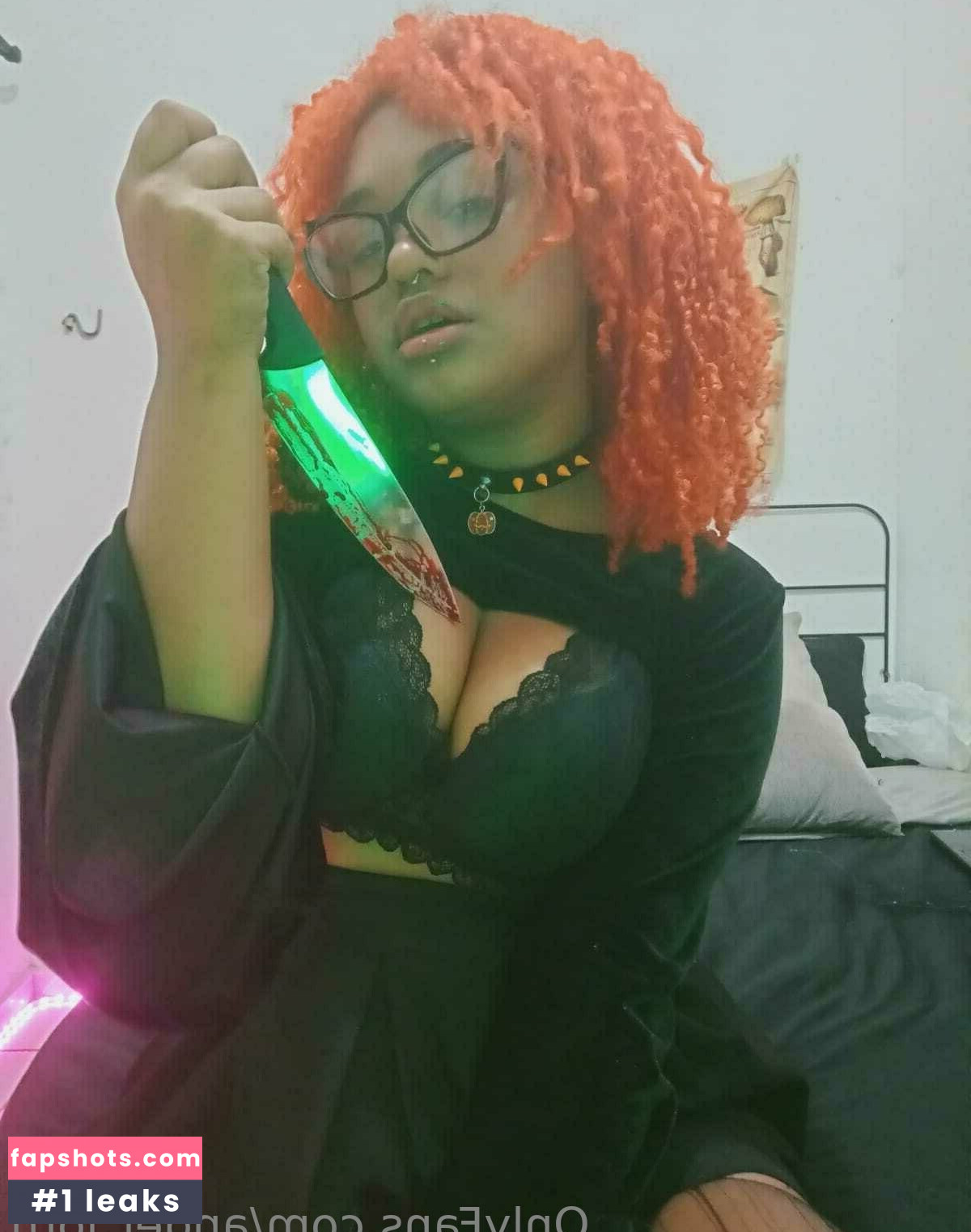 Angel Loth gallery photo #21