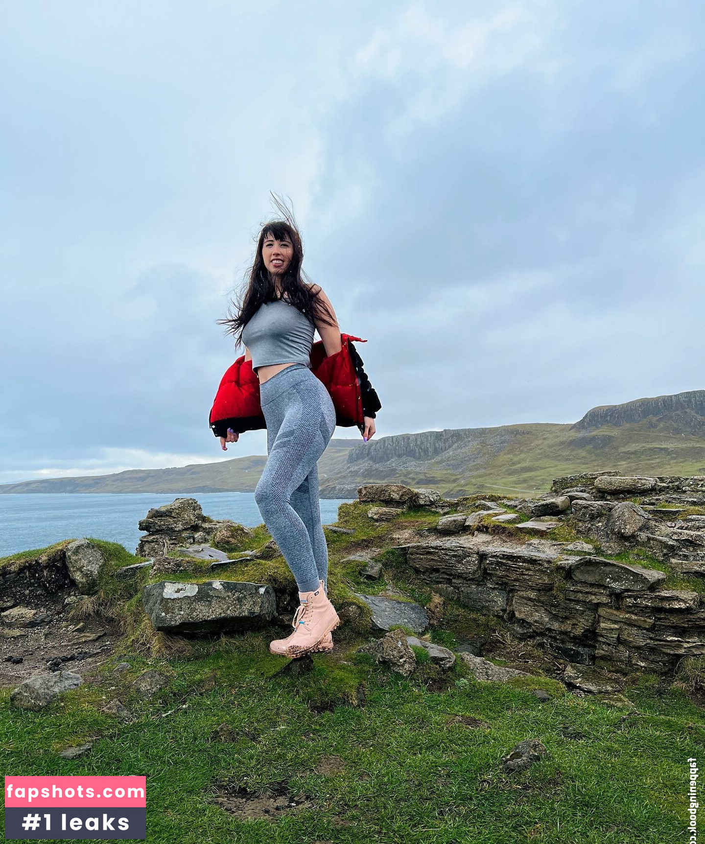 Angel Provocateur gallery photo #7