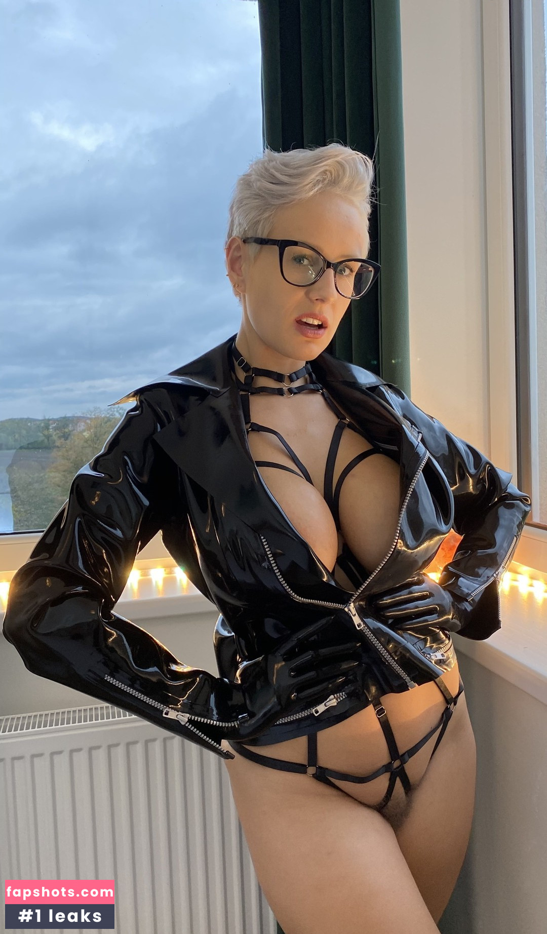 Angel Wicky gallery photo #369