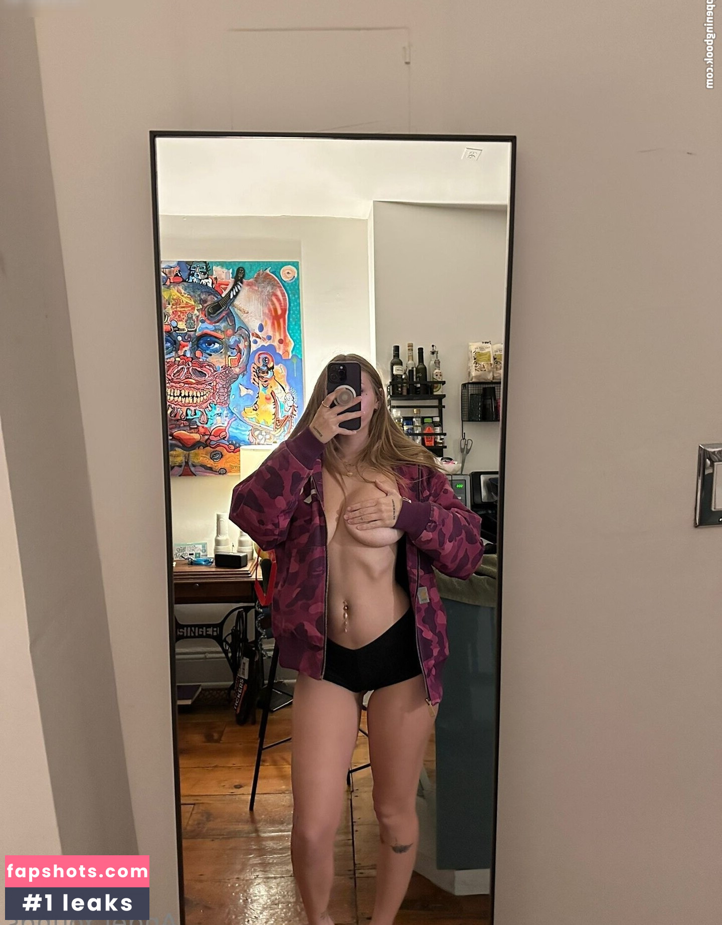 Angel Youngs gallery photo #188