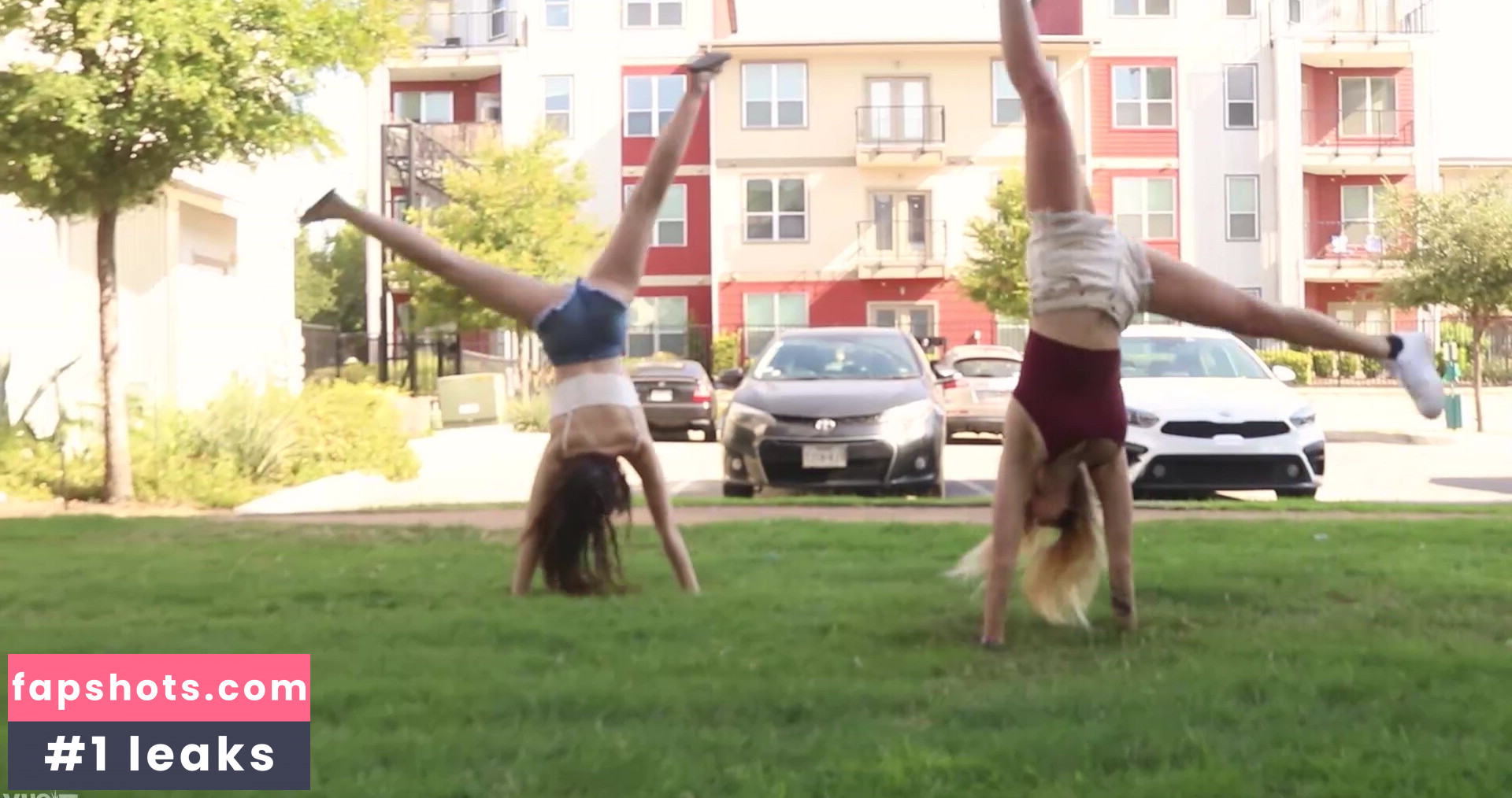 Angel Youngs gallery photo #674