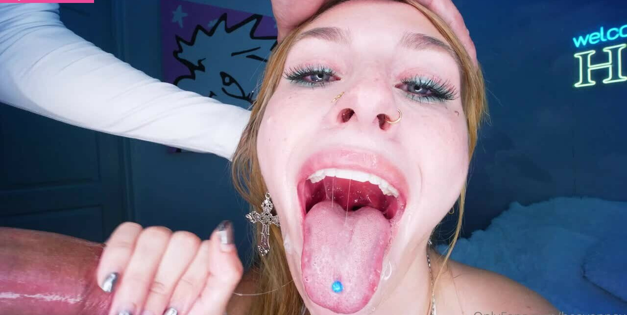 angel-youngs gallery photo #640