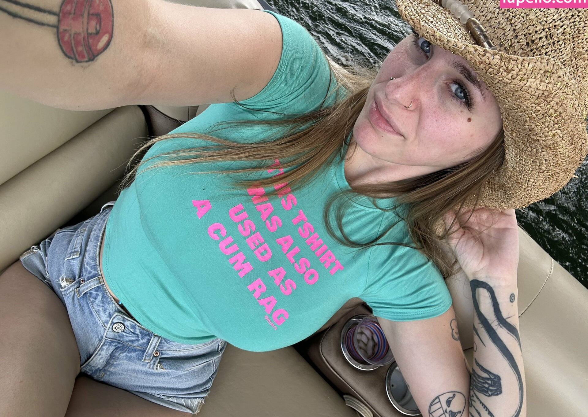 angel-youngs gallery photo #679