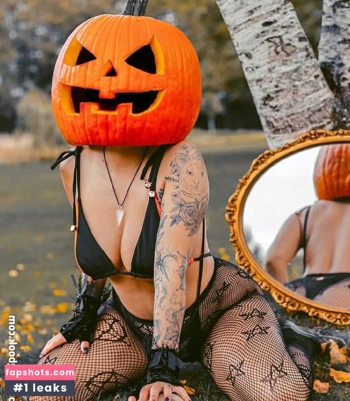 Angela Amethyst gallery photo #3