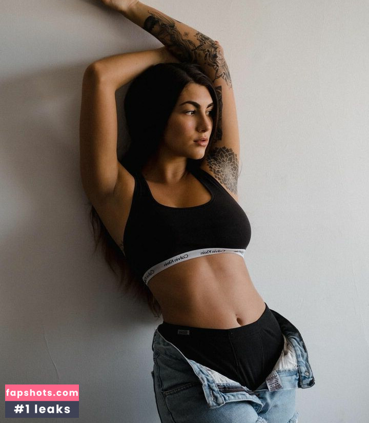 Angela Amethyst gallery photo #33