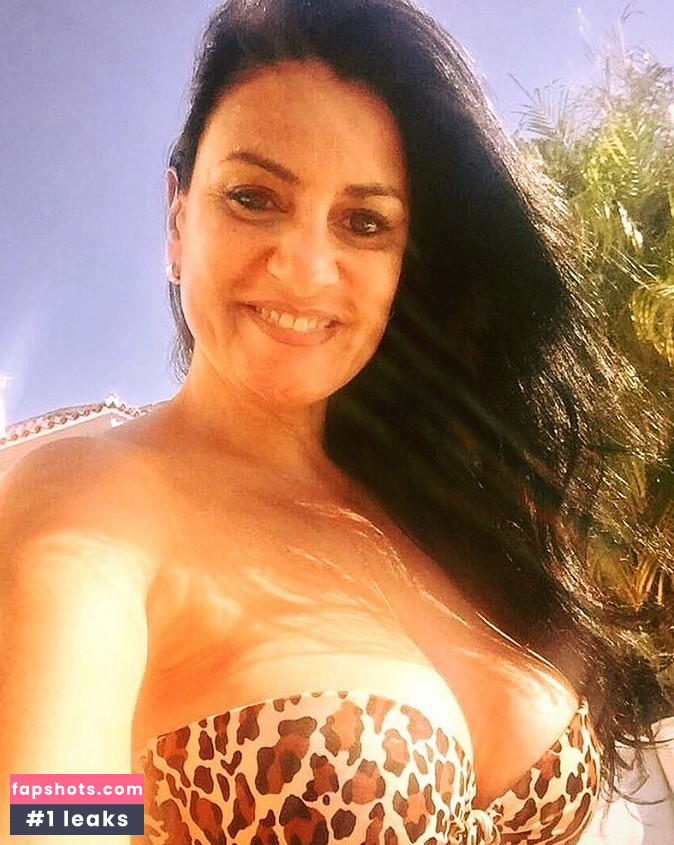 Angela Cavagna gallery photo #25