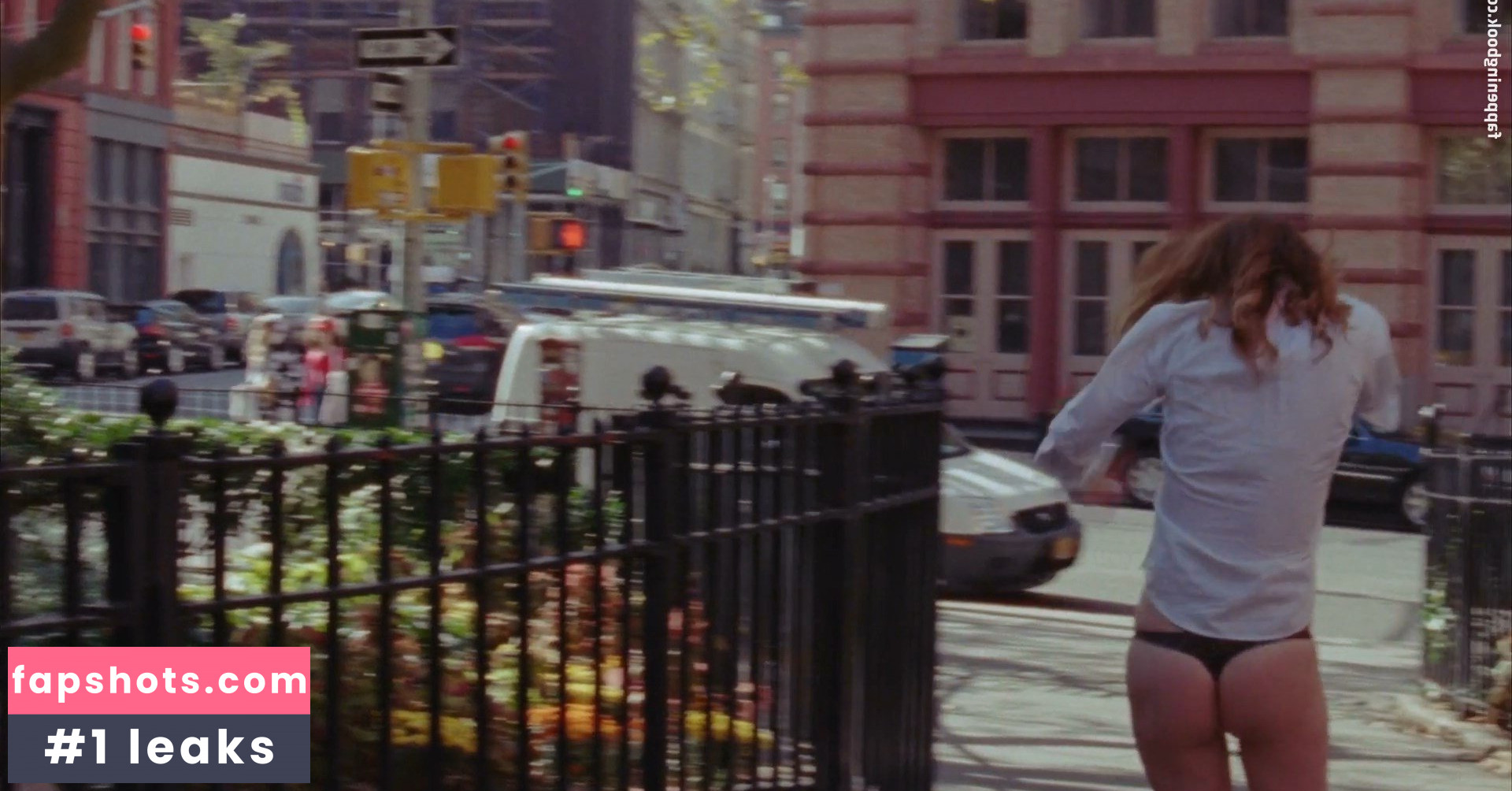 Angela Dee gallery photo #4