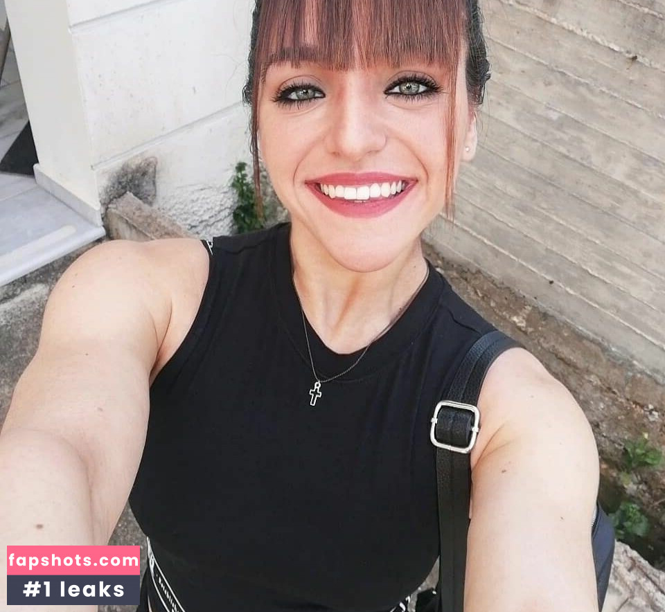 Angela Doxa gallery photo #13