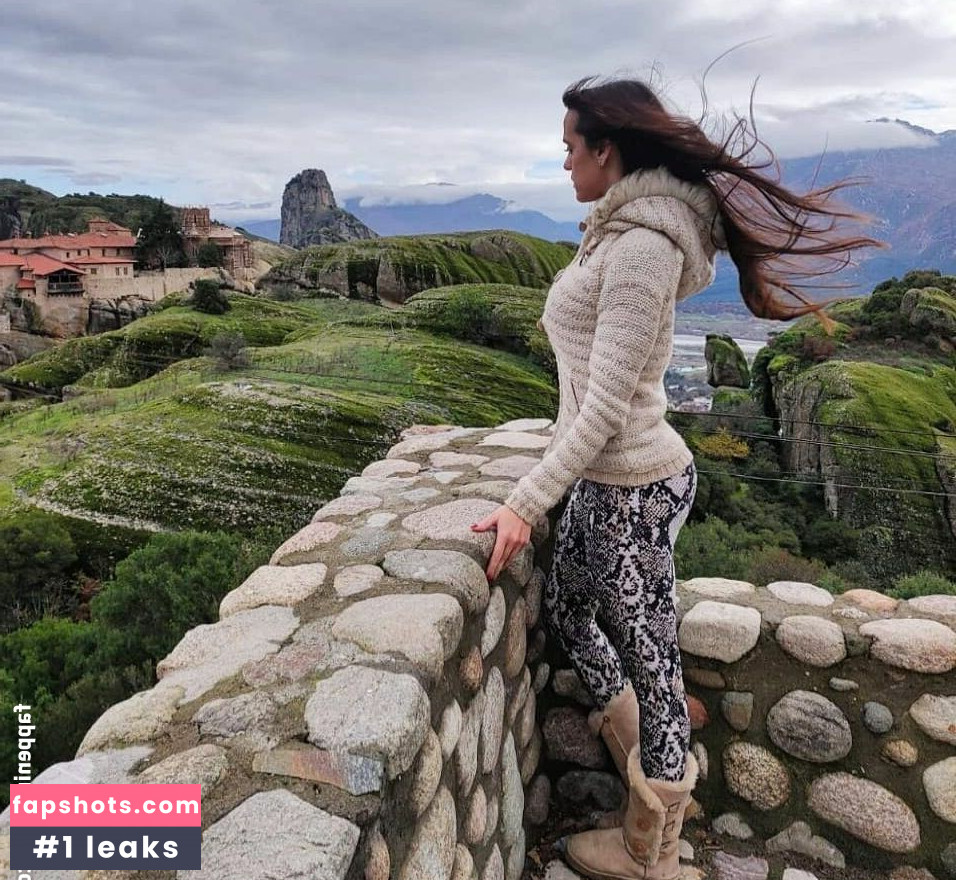 Angela Doxa gallery photo #22