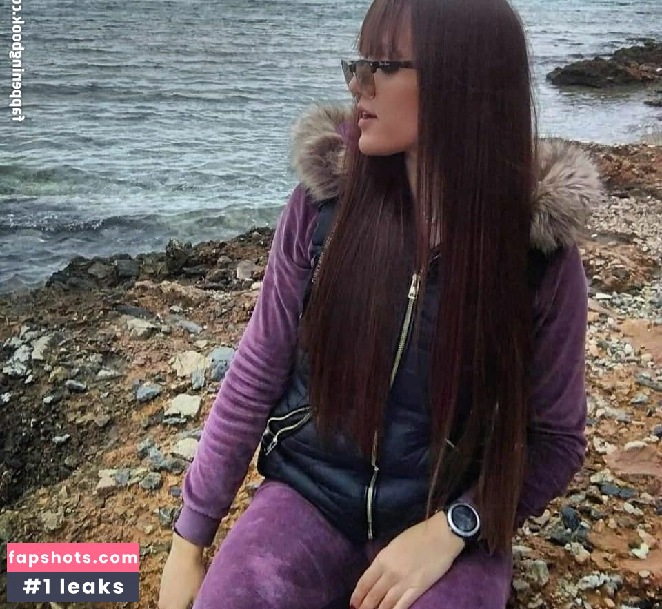 Angela Doxa gallery photo #30