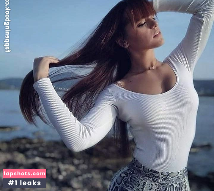 Angela Doxa gallery photo #4