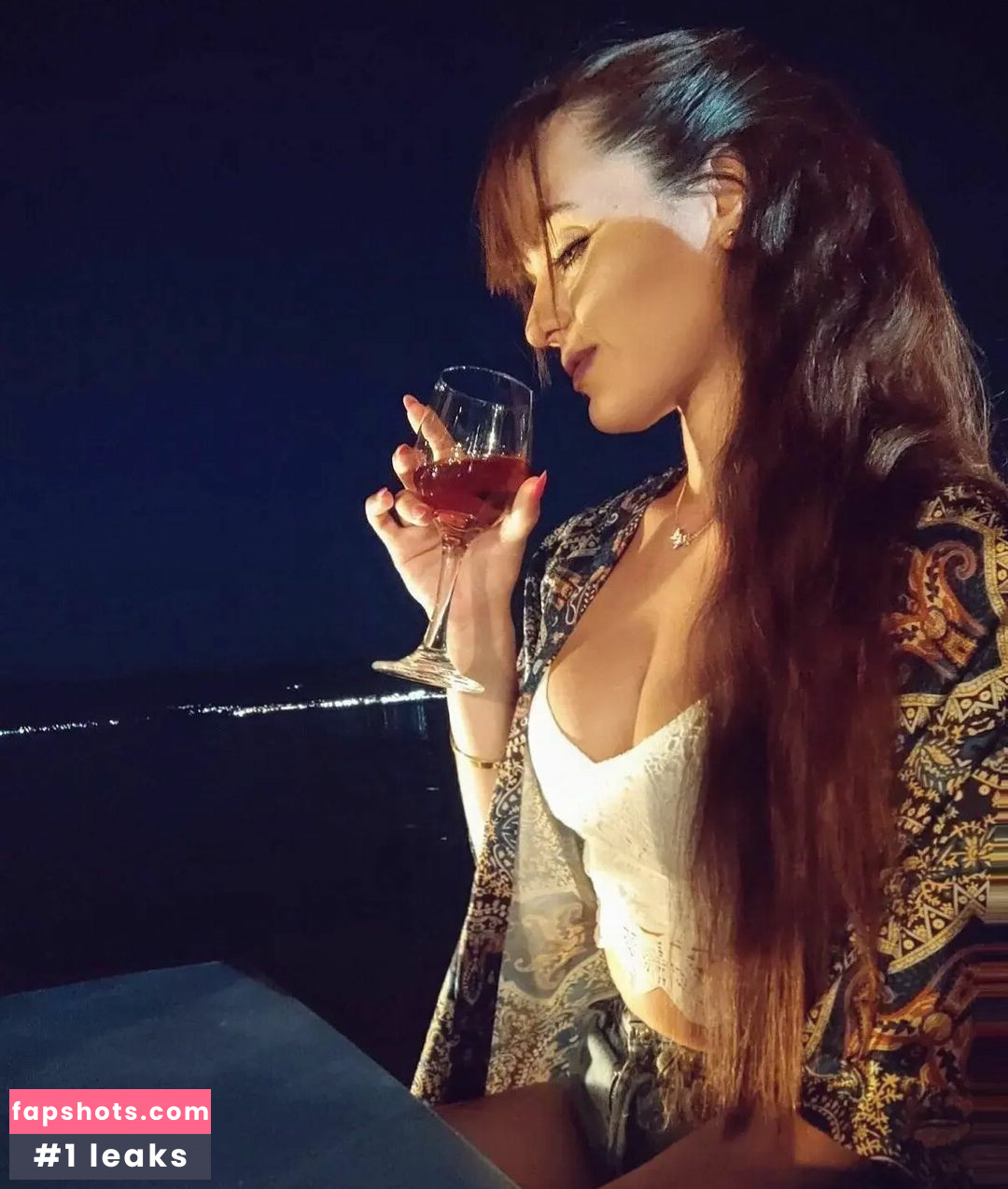 Angela Doxa gallery photo #43