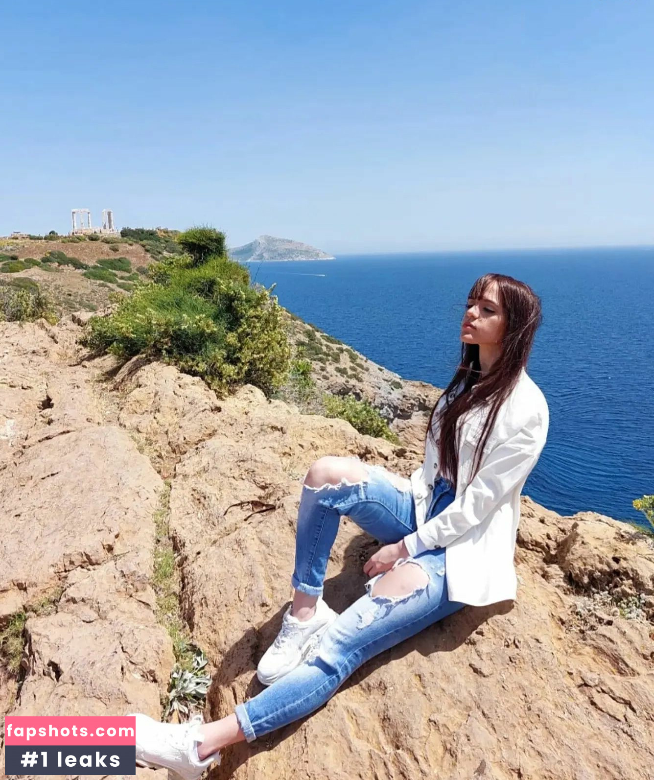 Angela Doxa gallery photo #49