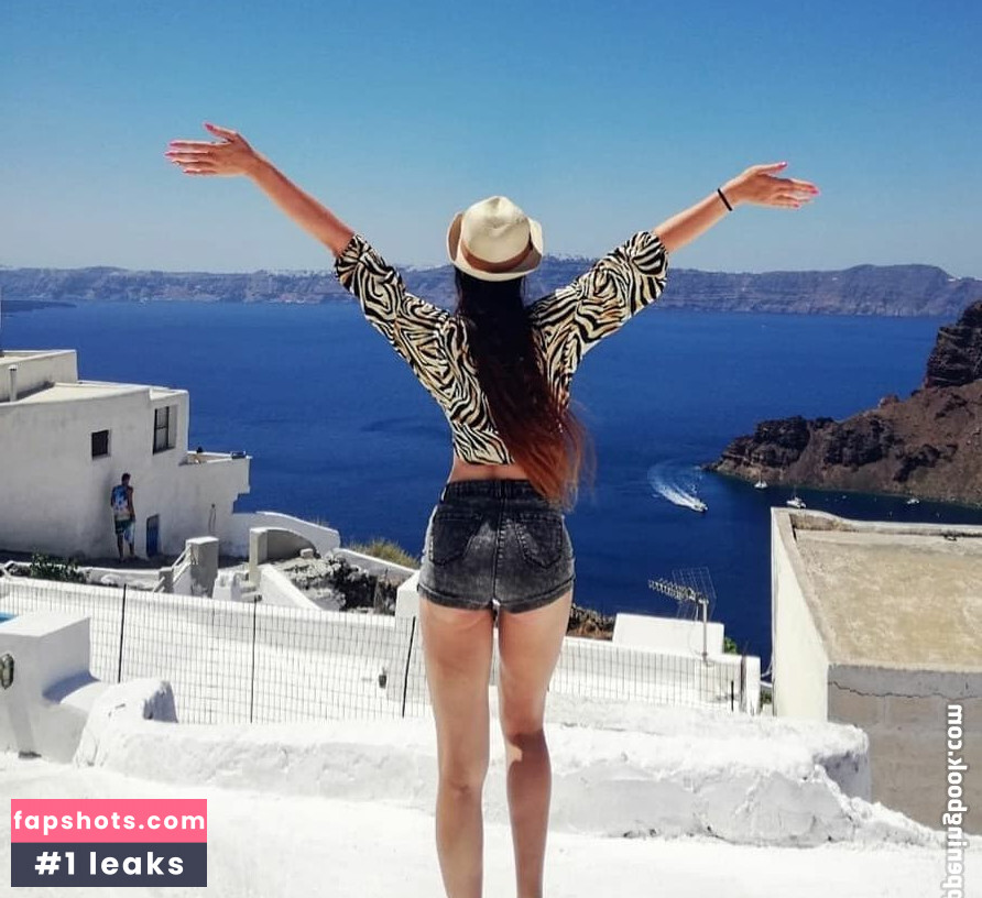 Angela Doxa gallery photo #50