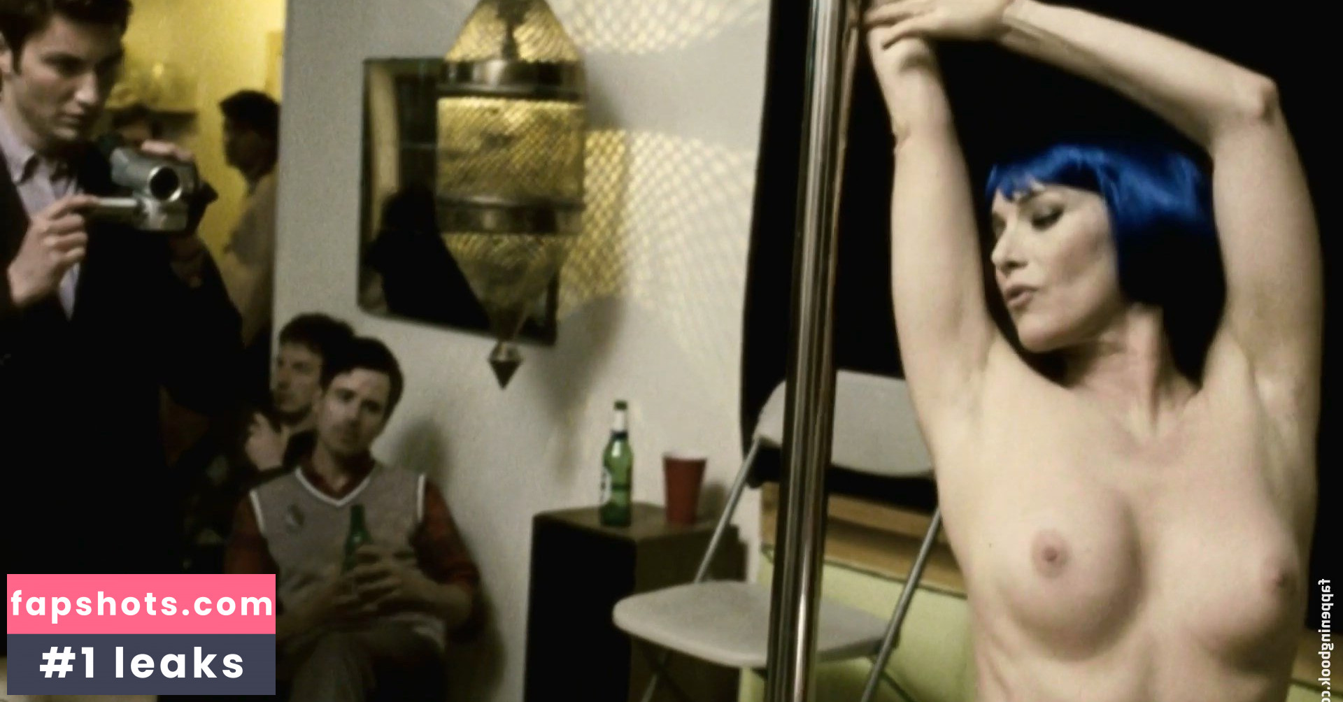 Angela Featherstone gallery photo #3