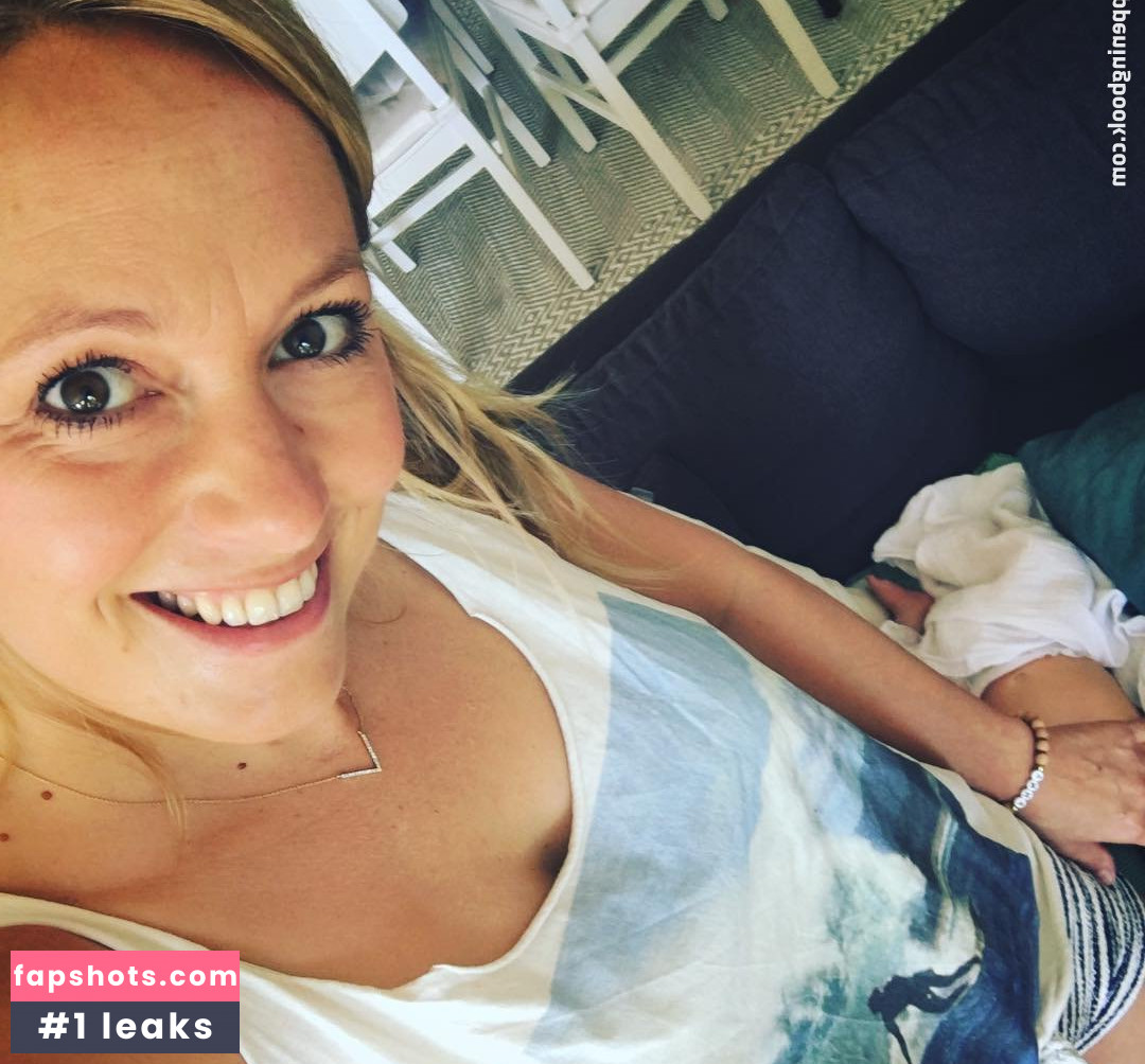 Angela Finger-Erben gallery photo #62